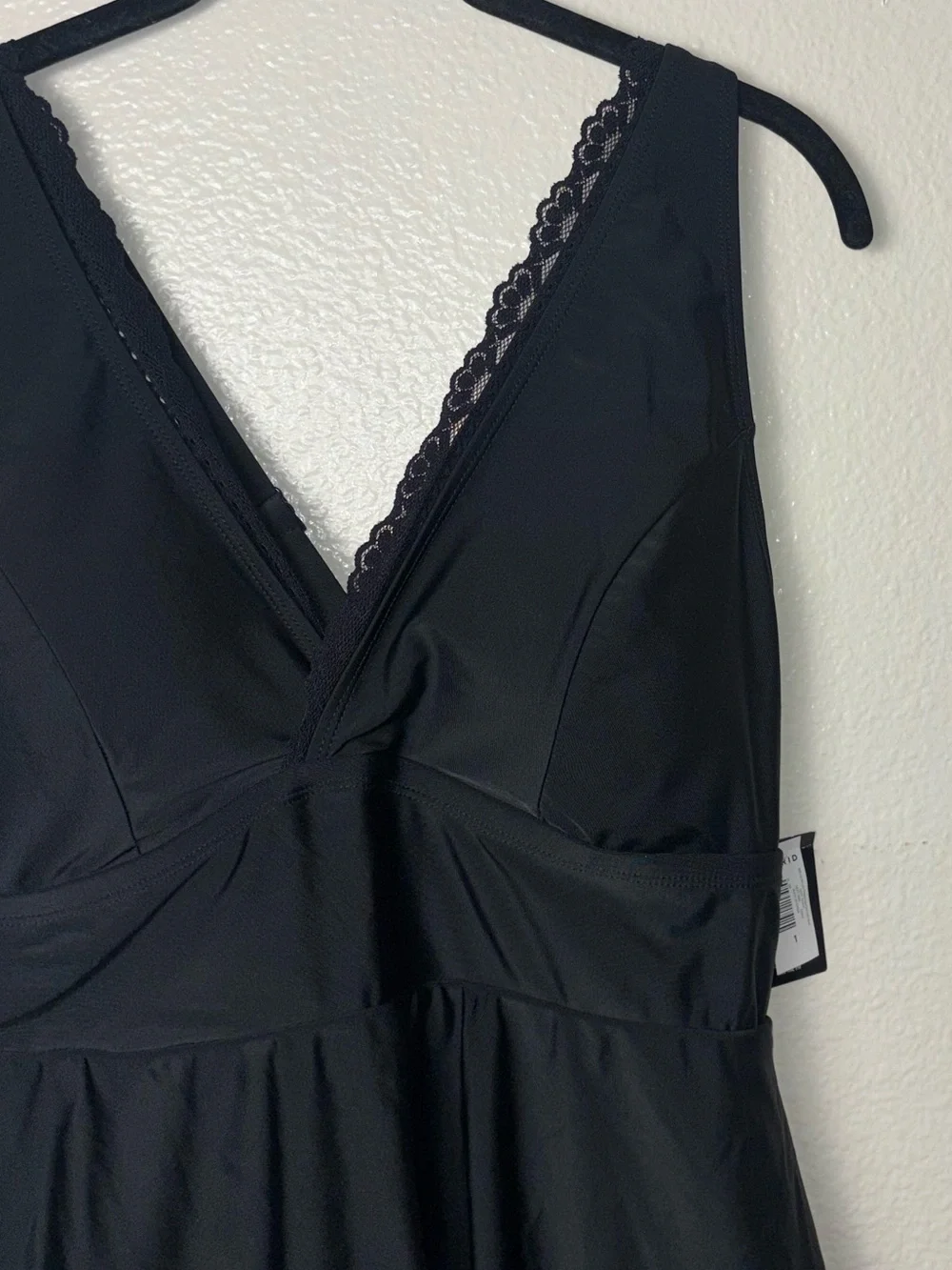 NWT TORRID Wireless Black Swim Dress with Brief woman's size 1X Deep v- neckline - Picture 9 of 16